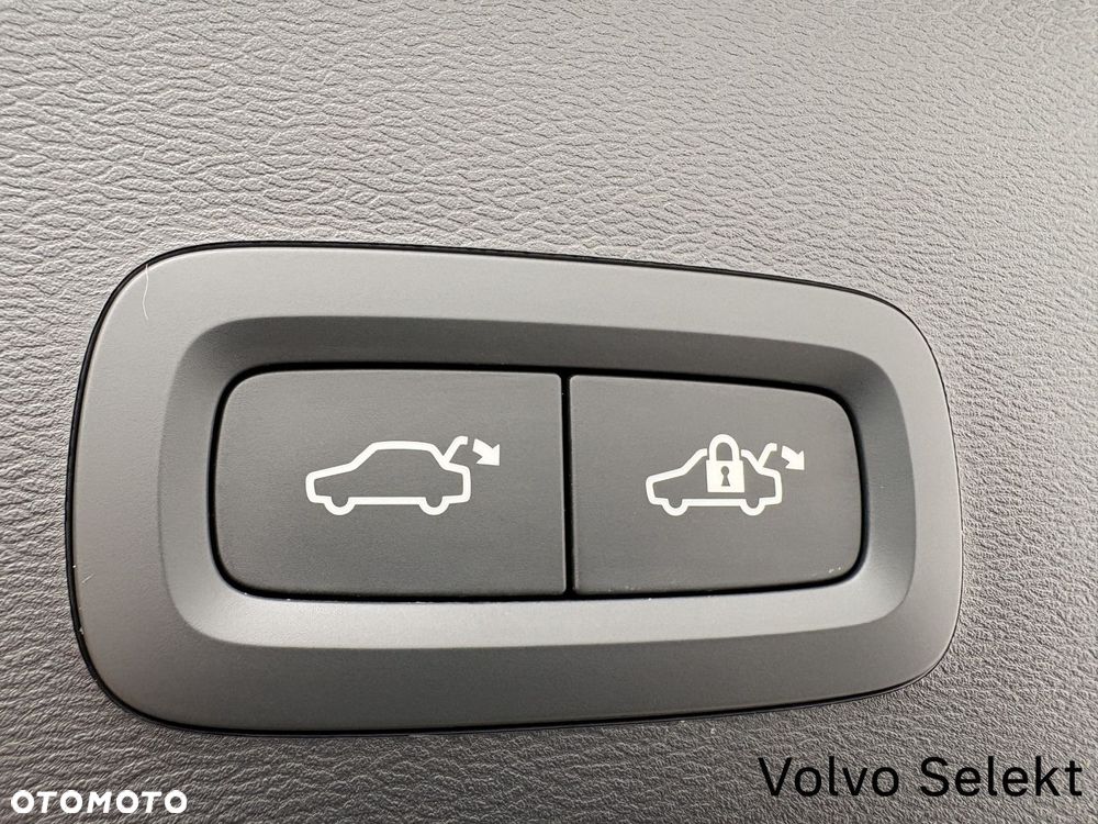 Volvo XC 40 - 29