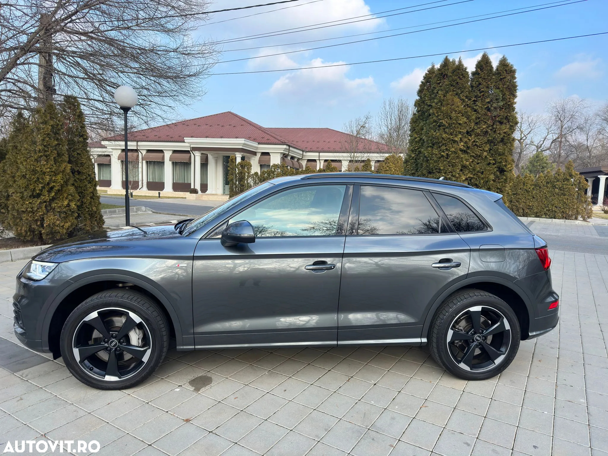 Audi Q5 50 TFSI e quattro S tronic sport - 10