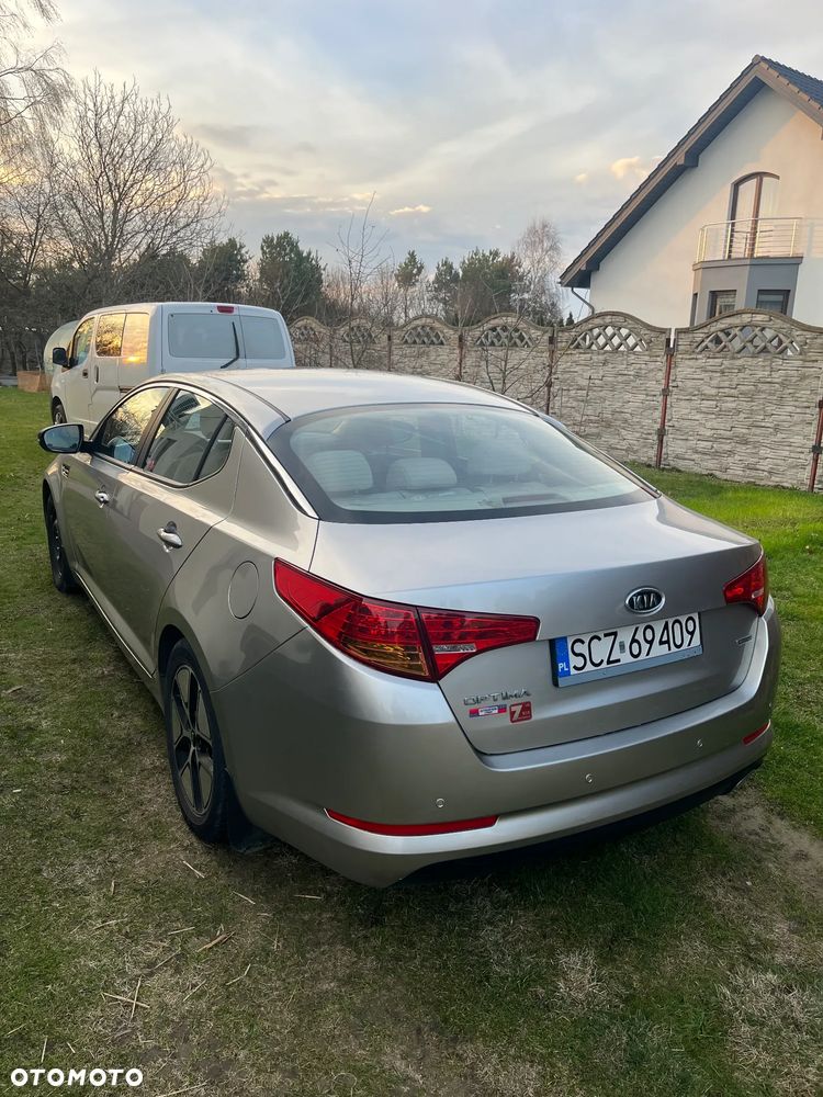 Kia Optima 1.7 CRDi M - 8