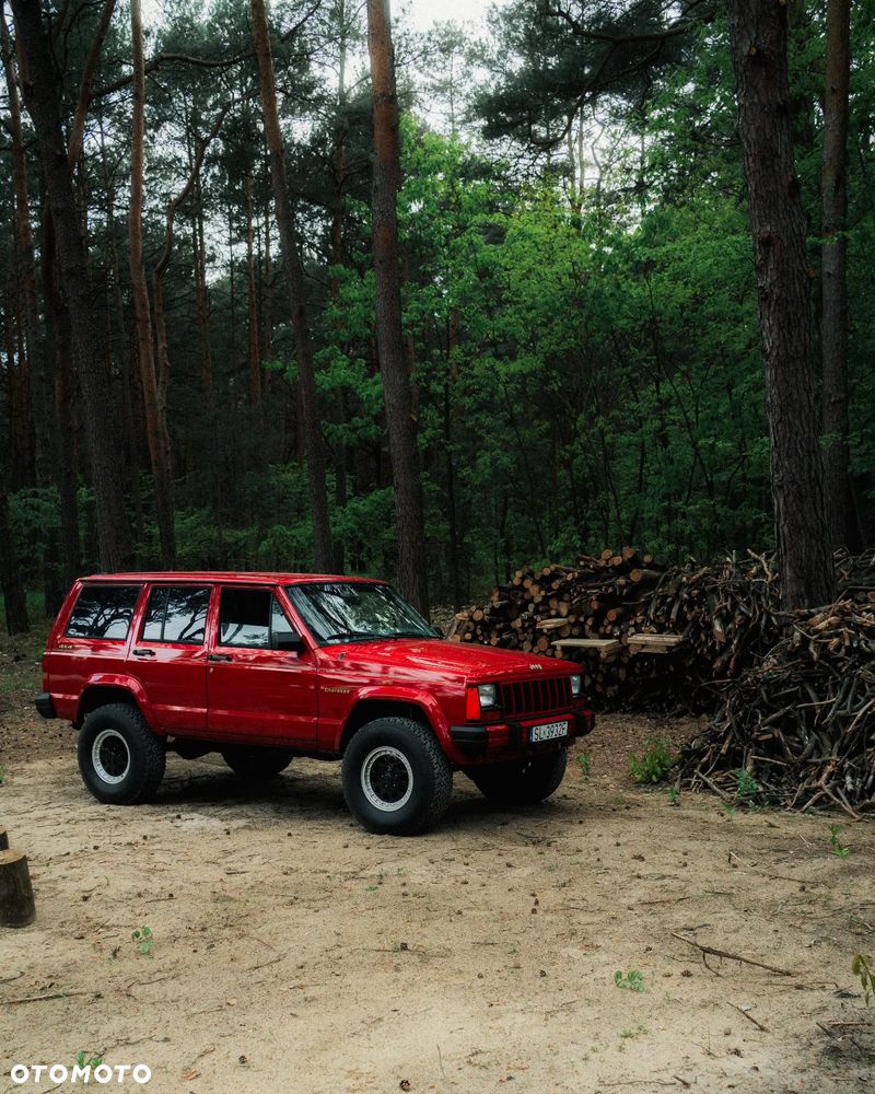 Jeep Cherokee 4.0 Limited - 14