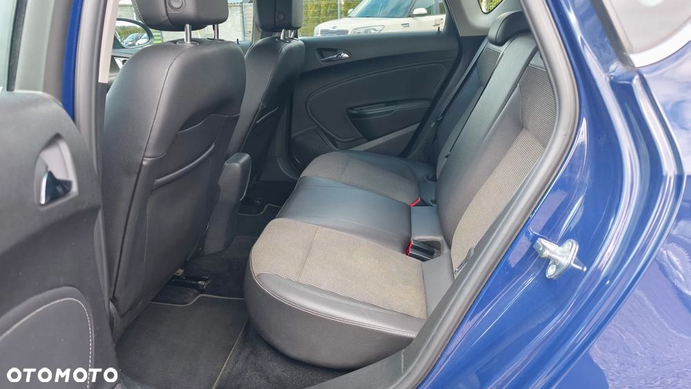 Opel Astra 1.6 Design Edition - 17