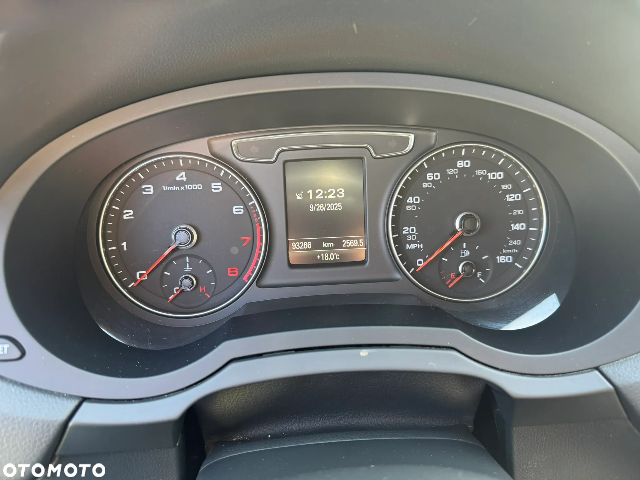 Audi Q3 2.0 TFSI quattro S tronic design - 7