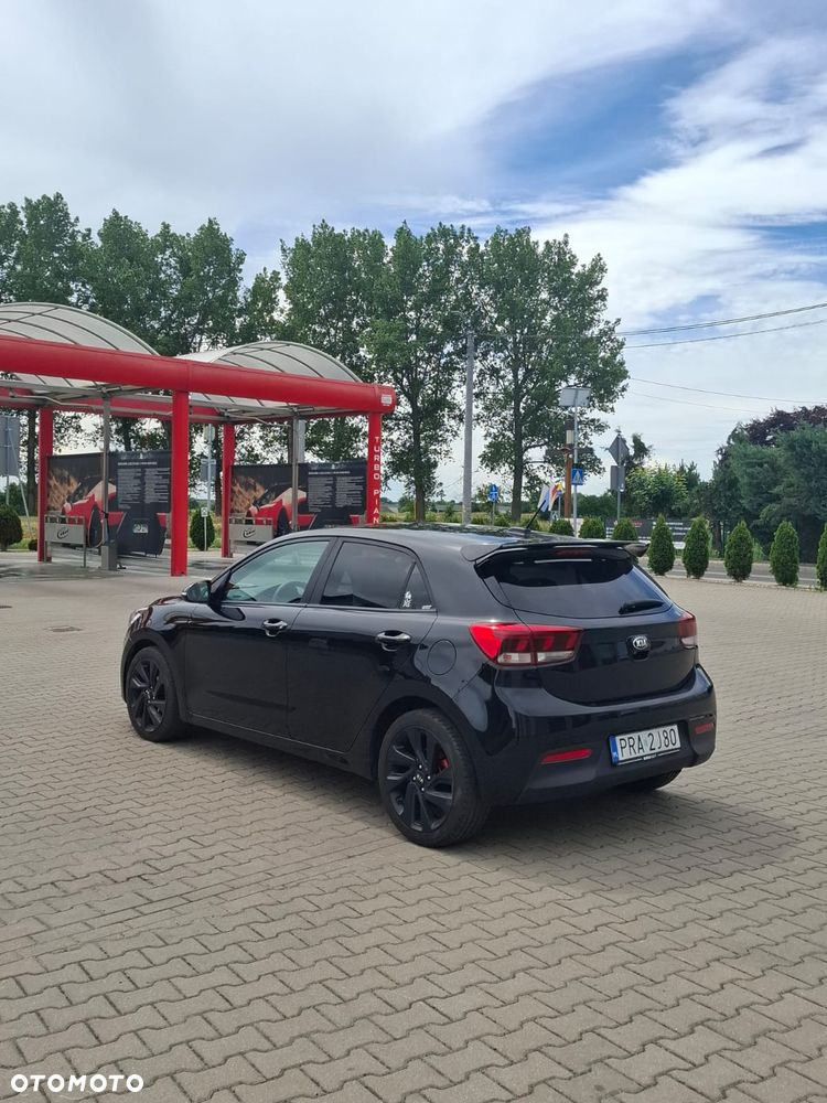 Kia Rio 1.4 crdi XL - 2