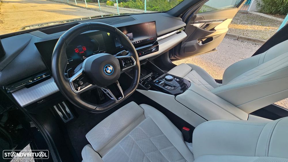 BMW i5 eDrive40 Pack Desportivo M - 30