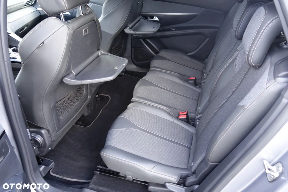 Peugeot 5008 1.6 PureTech GT Line S&S EAT8 - 18