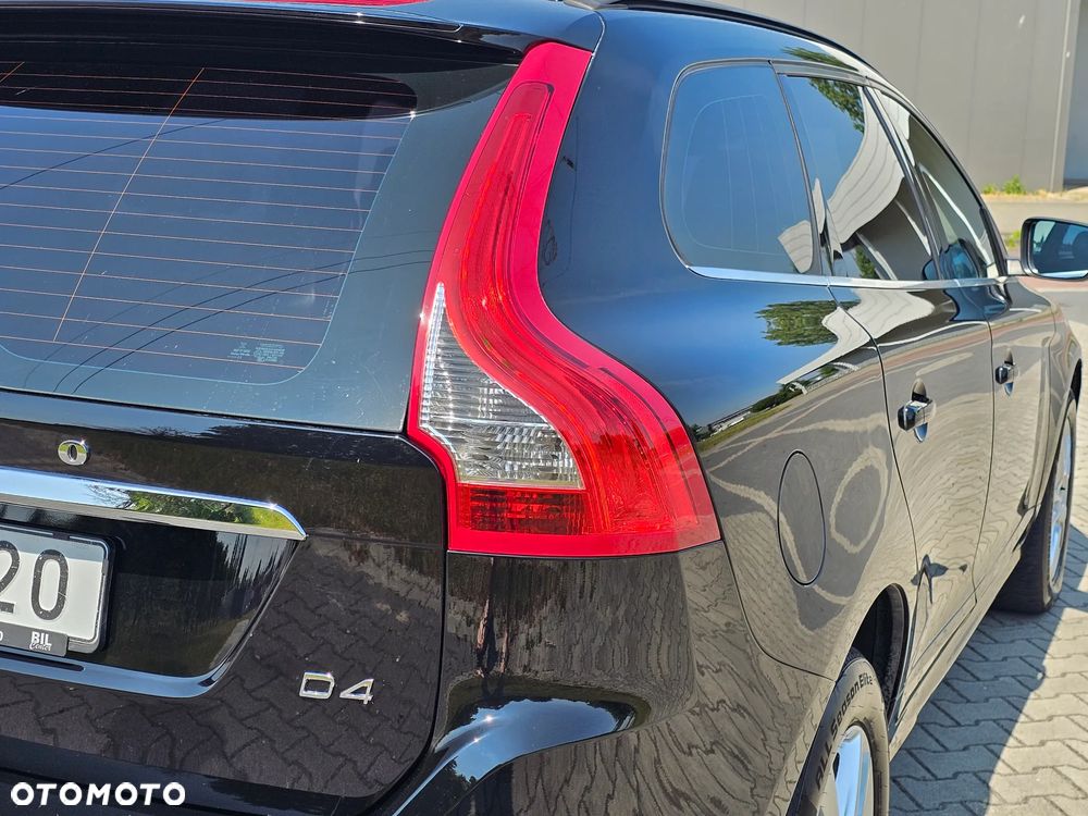 Volvo XC 60 D4 Momentum - 18