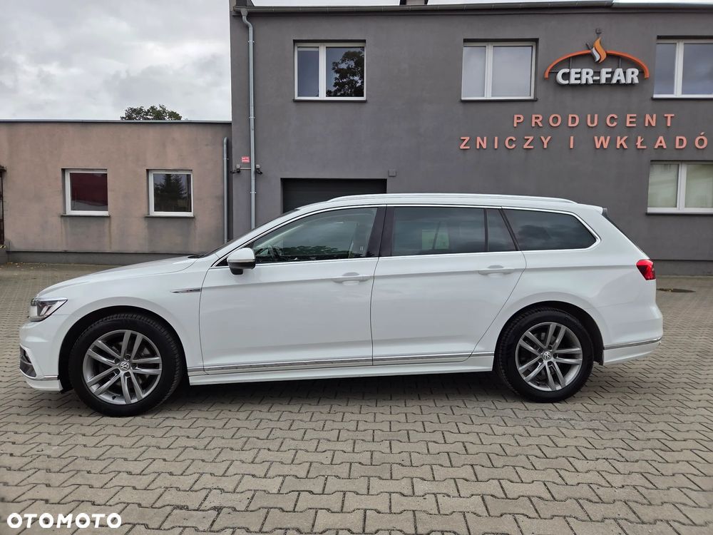 Volkswagen Passat 2.0 TDI SCR 4Mot DSG Comfortline - 2