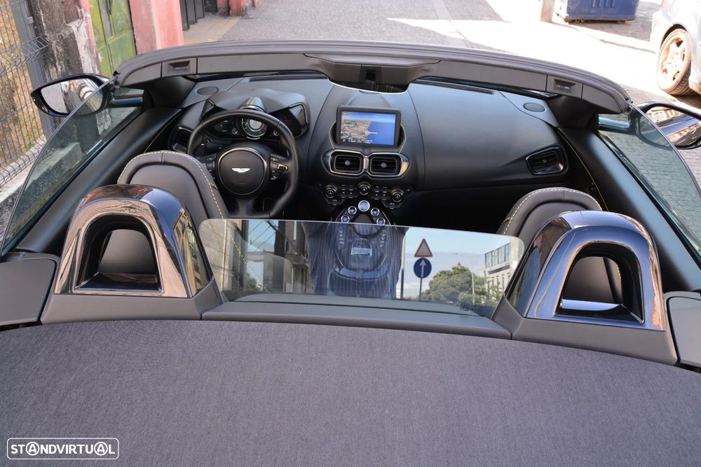 Aston Martin Vantage Roadster V8 - 58