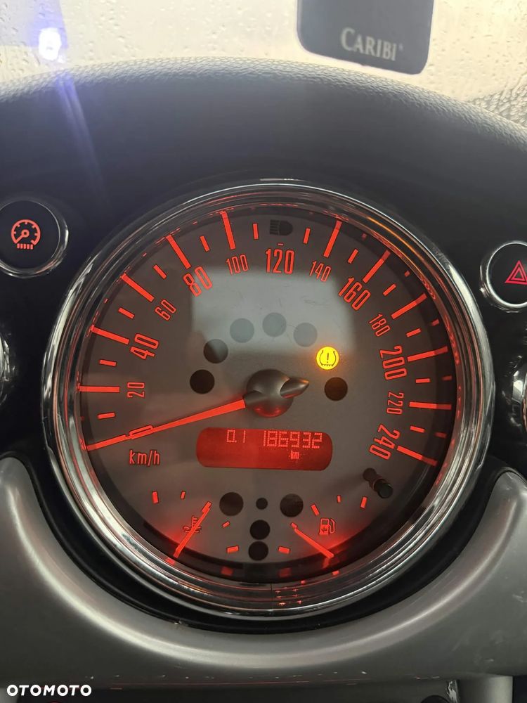 MINI Cooper Standard - 16