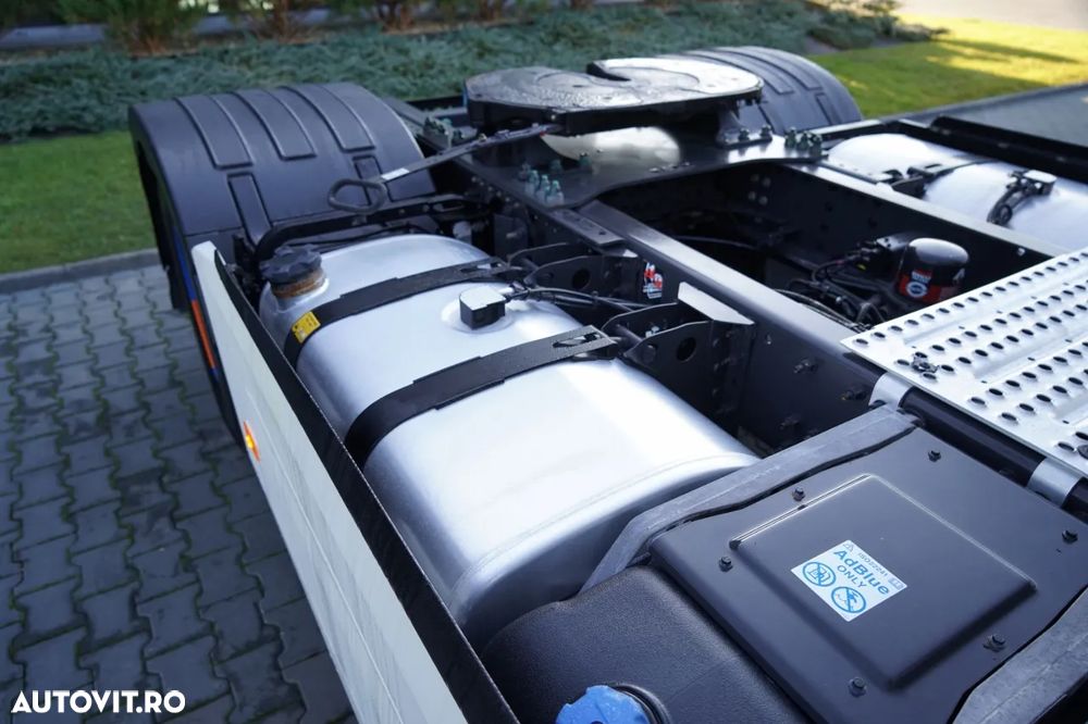 Renault T 520 / RETARDER / PIELE / LIMITED / TEAM ALPINE - 17