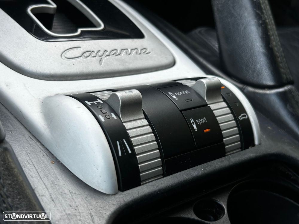 Porsche Cayenne Turbo - 37