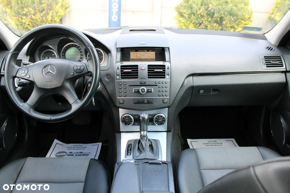 Mercedes-Benz Klasa C 220 (BlueTEC) d 7G-TRONIC Exclusive - 25