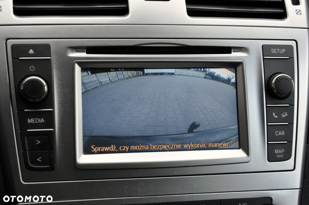 Toyota Avensis 1.8 Executive - 18