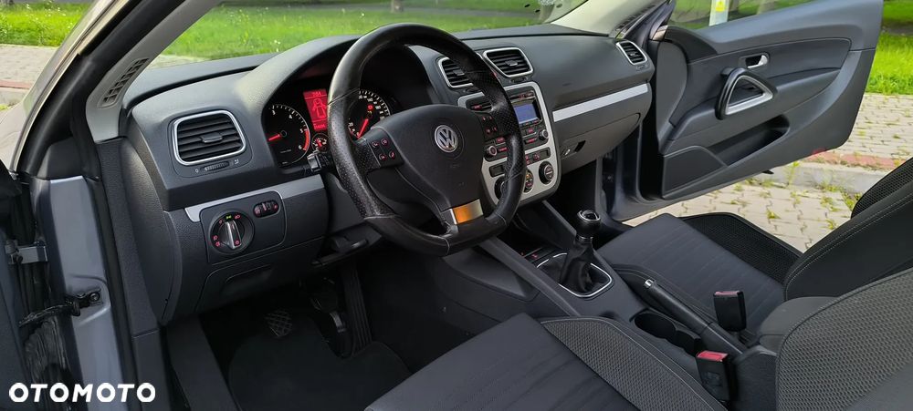 Volkswagen Scirocco 2.0 TDI Blue Motion Technologie - 5