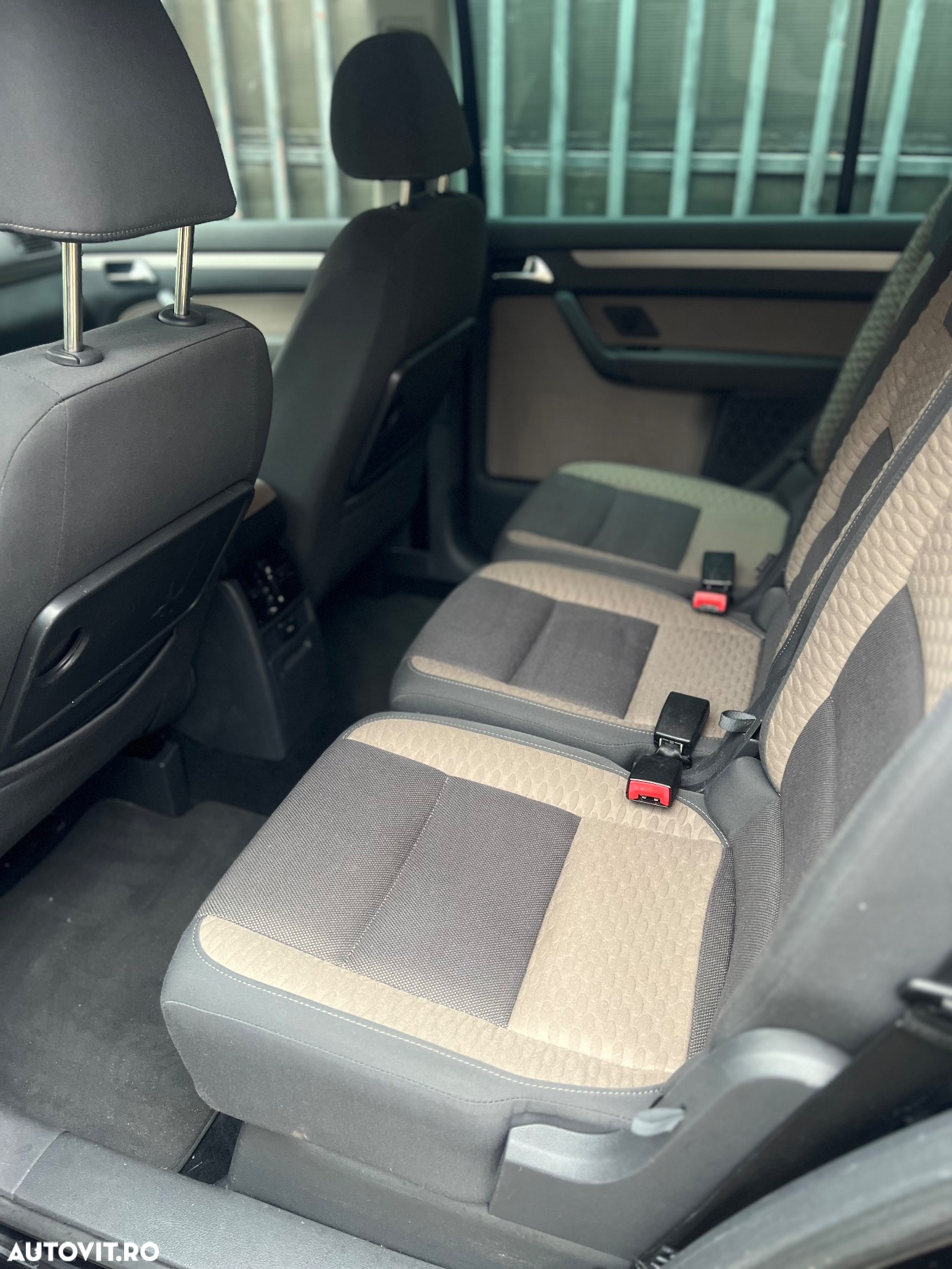 Volkswagen Touran - 6