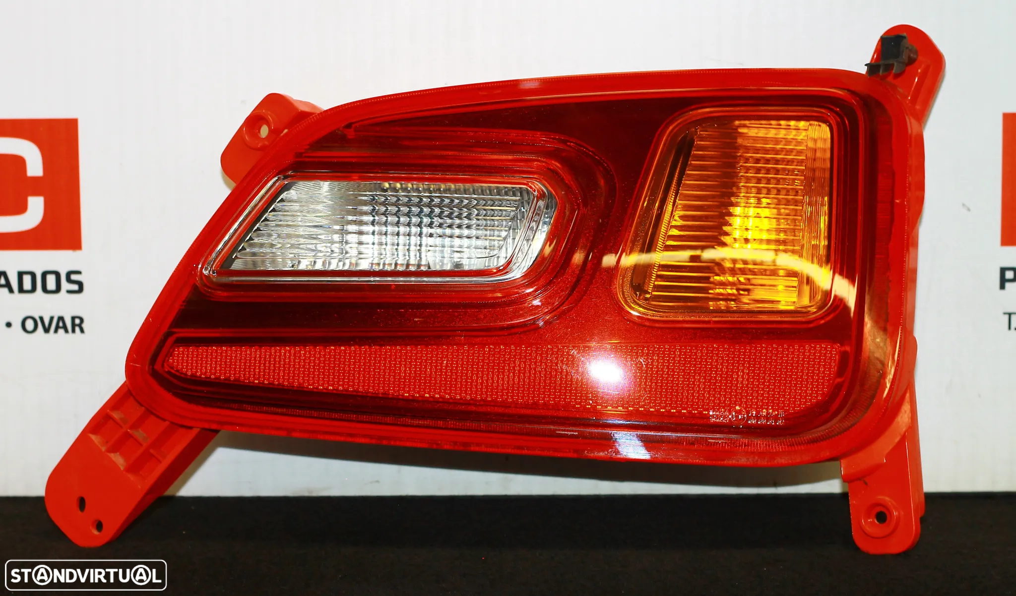 FAROLIM DIREITO HYUNDAI KONA - 2