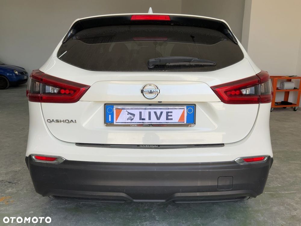 Nissan Qashqai 1.6 DCi Xtronic TEKNA - 12