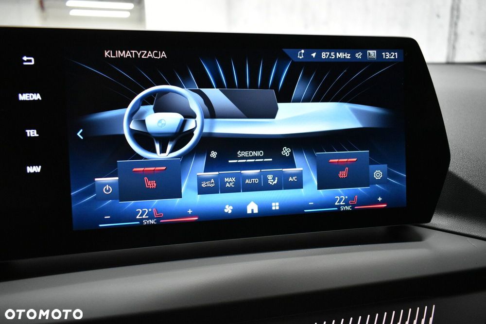 BMW Seria 1 - 17