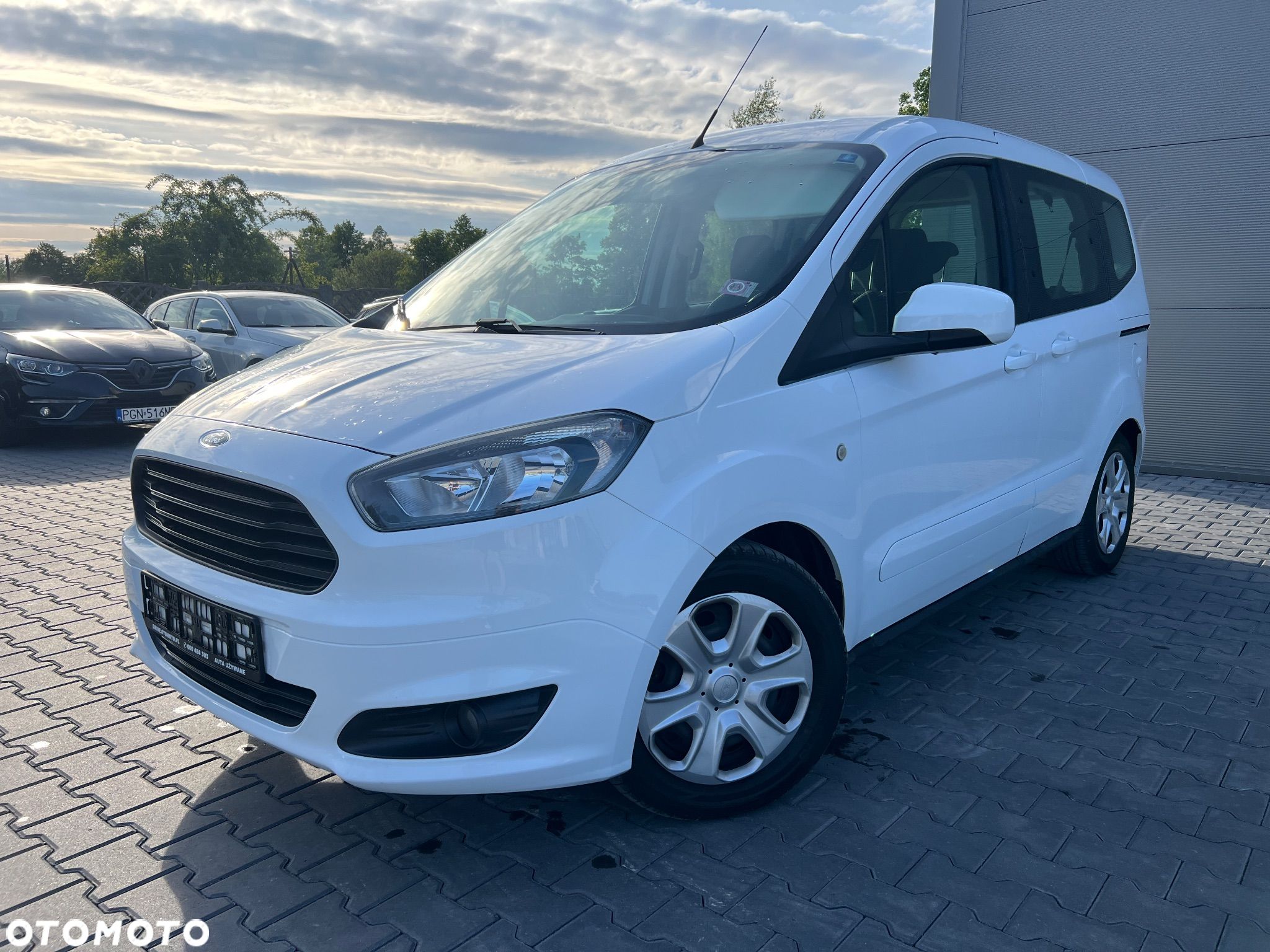 Ford Tourneo Courier 1.0 EcoBoost Trend - 1