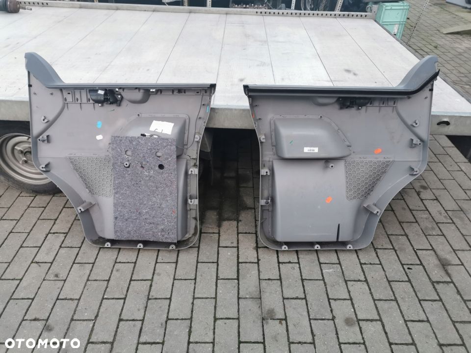 Boczki vw t5 california komplet - 2