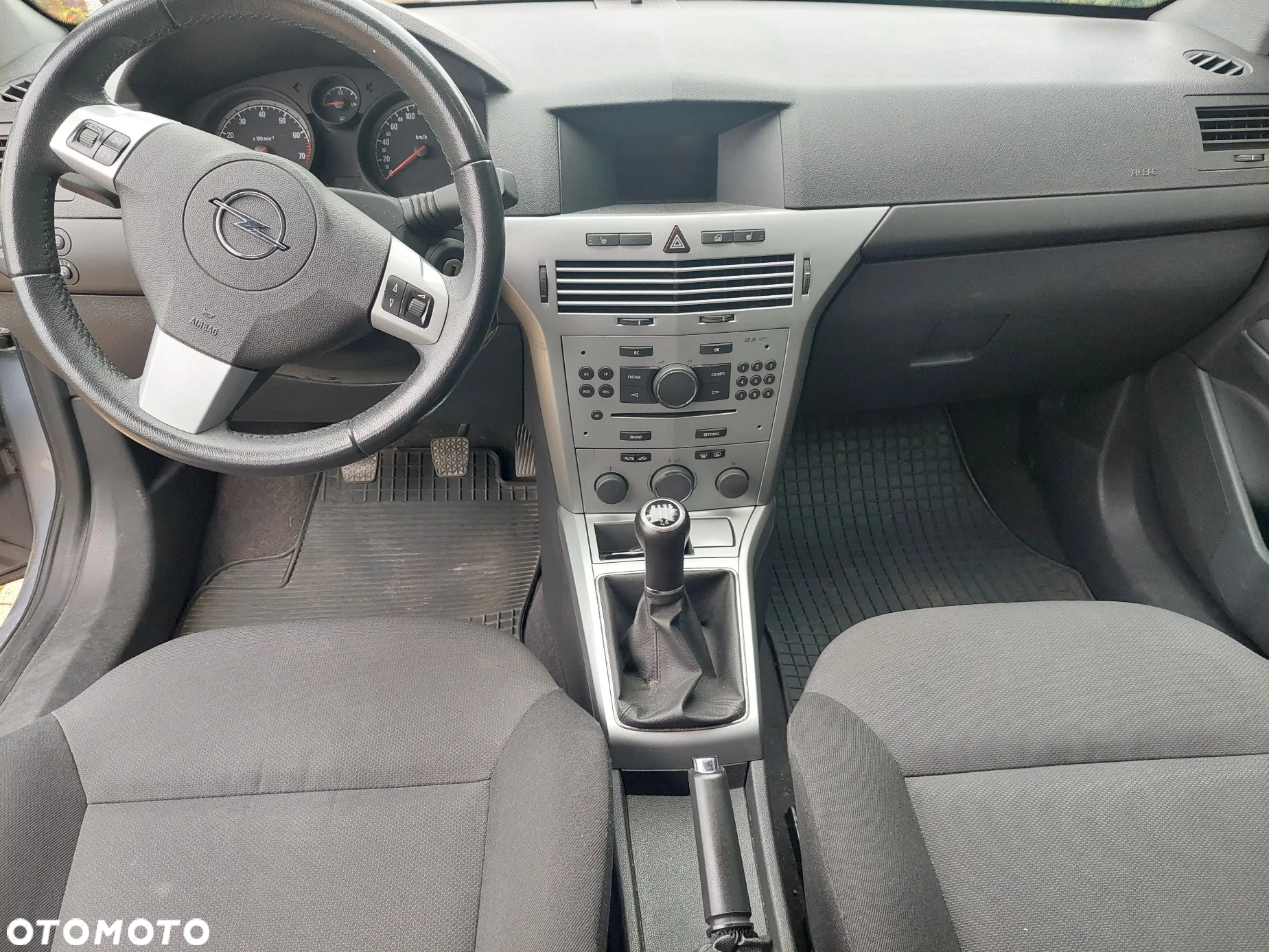 Opel Astra III 1.6 - 10