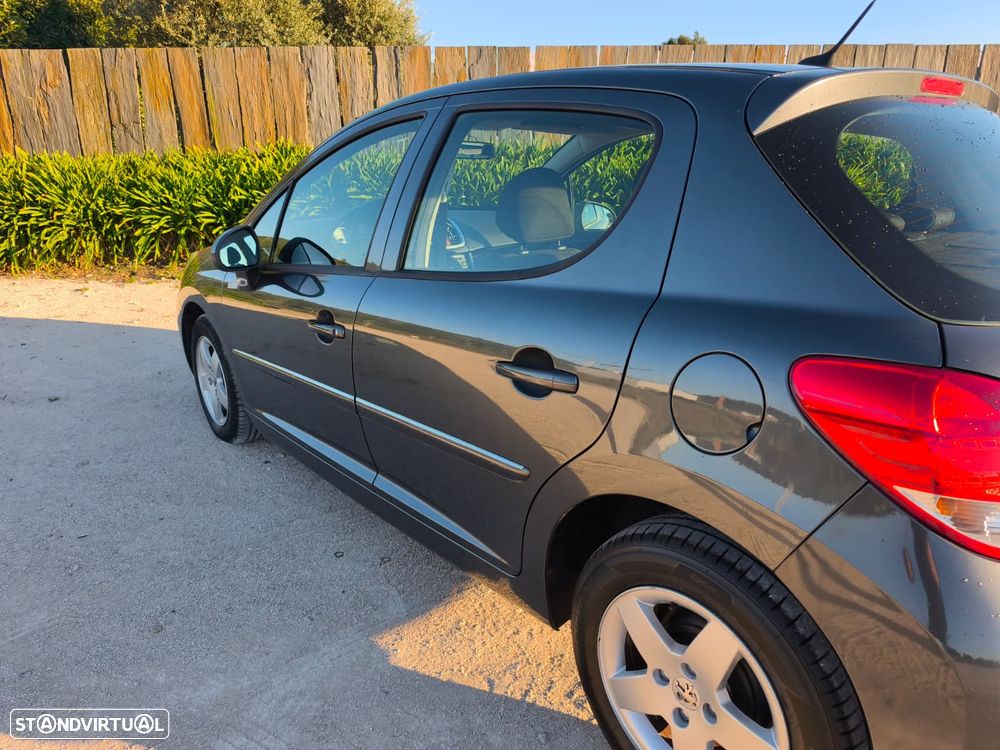 Peugeot 207 1.4 HDi Trendy - 8