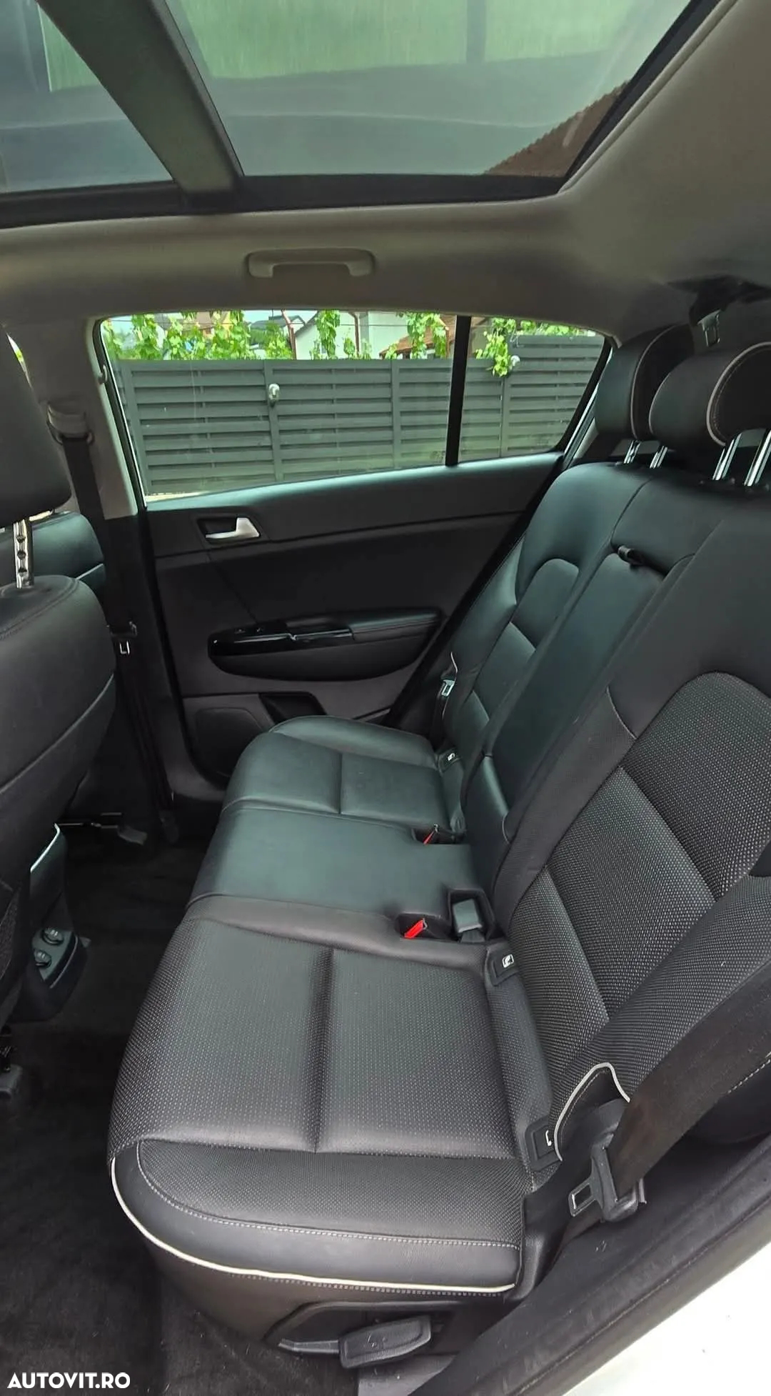 Kia Sportage 2,0 CRDI AWD Aut. Platinum - 26