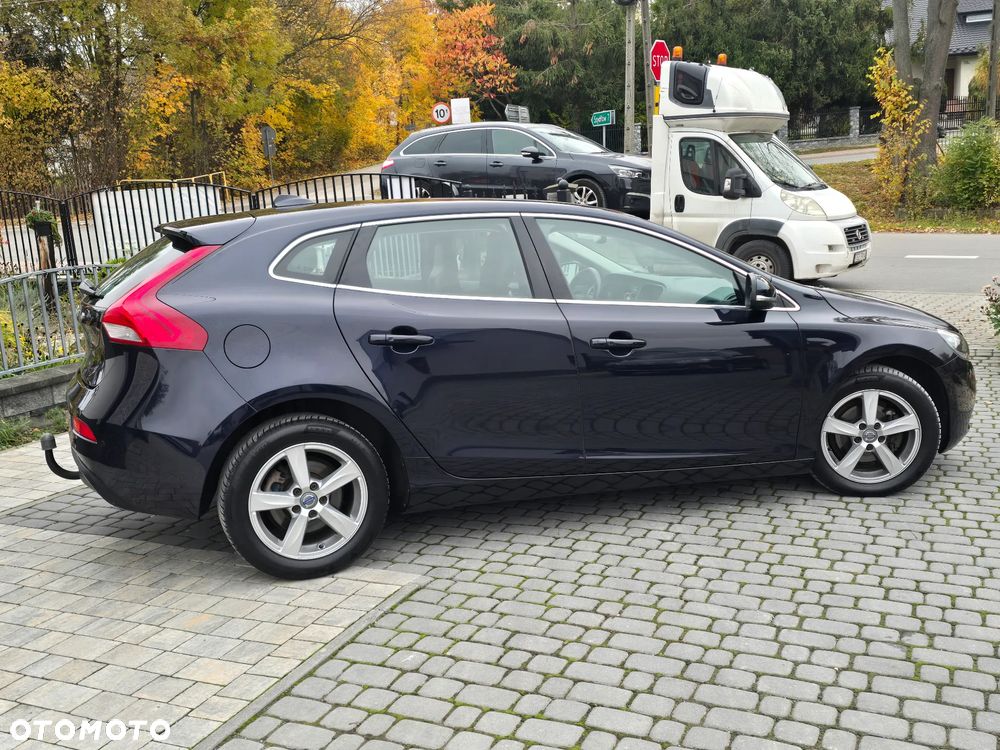Volvo V40 D2 Summum - 12