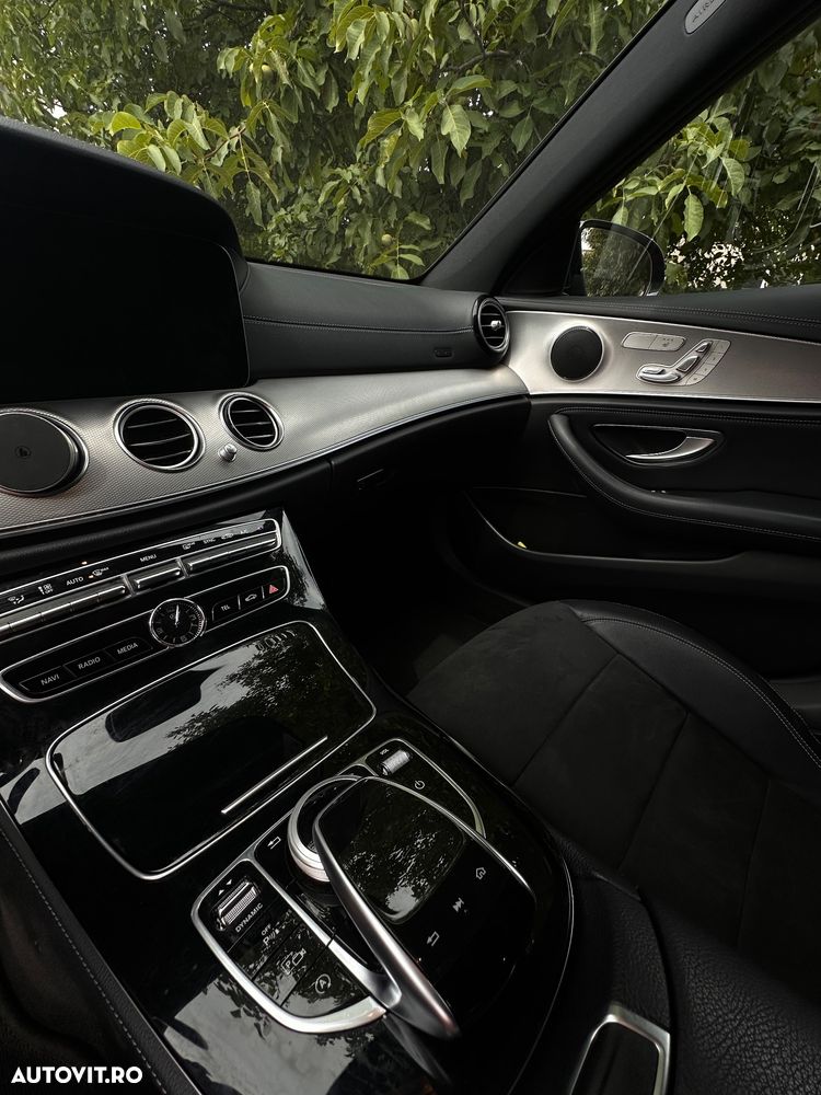 Mercedes-Benz E - 8
