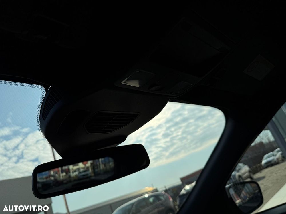 Ford Kuga 2.0 EcoBlue A8 AWD ST Line - 28