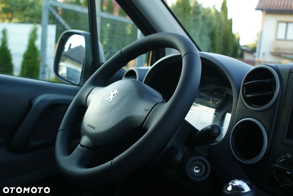 Peugeot Partner - 11