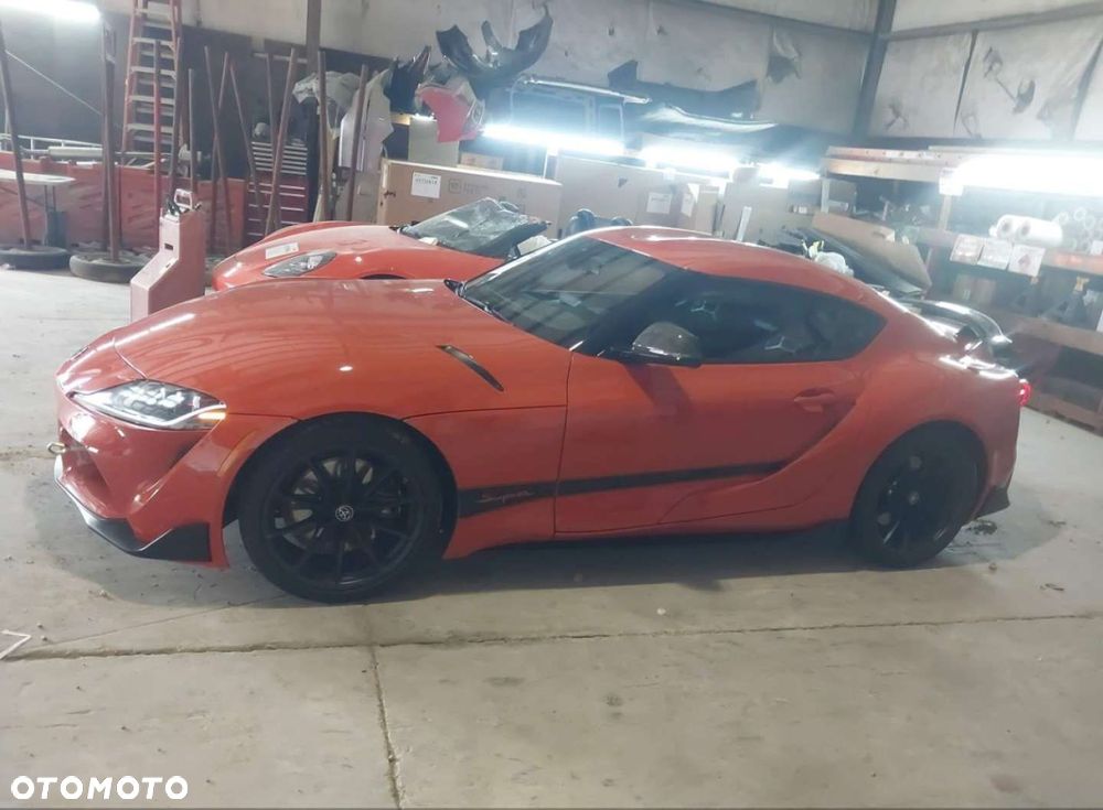 Toyota Supra - 4