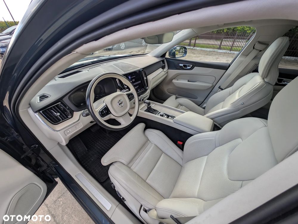 Volvo XC 60 T5 AWD Geartronic Inscription - 35