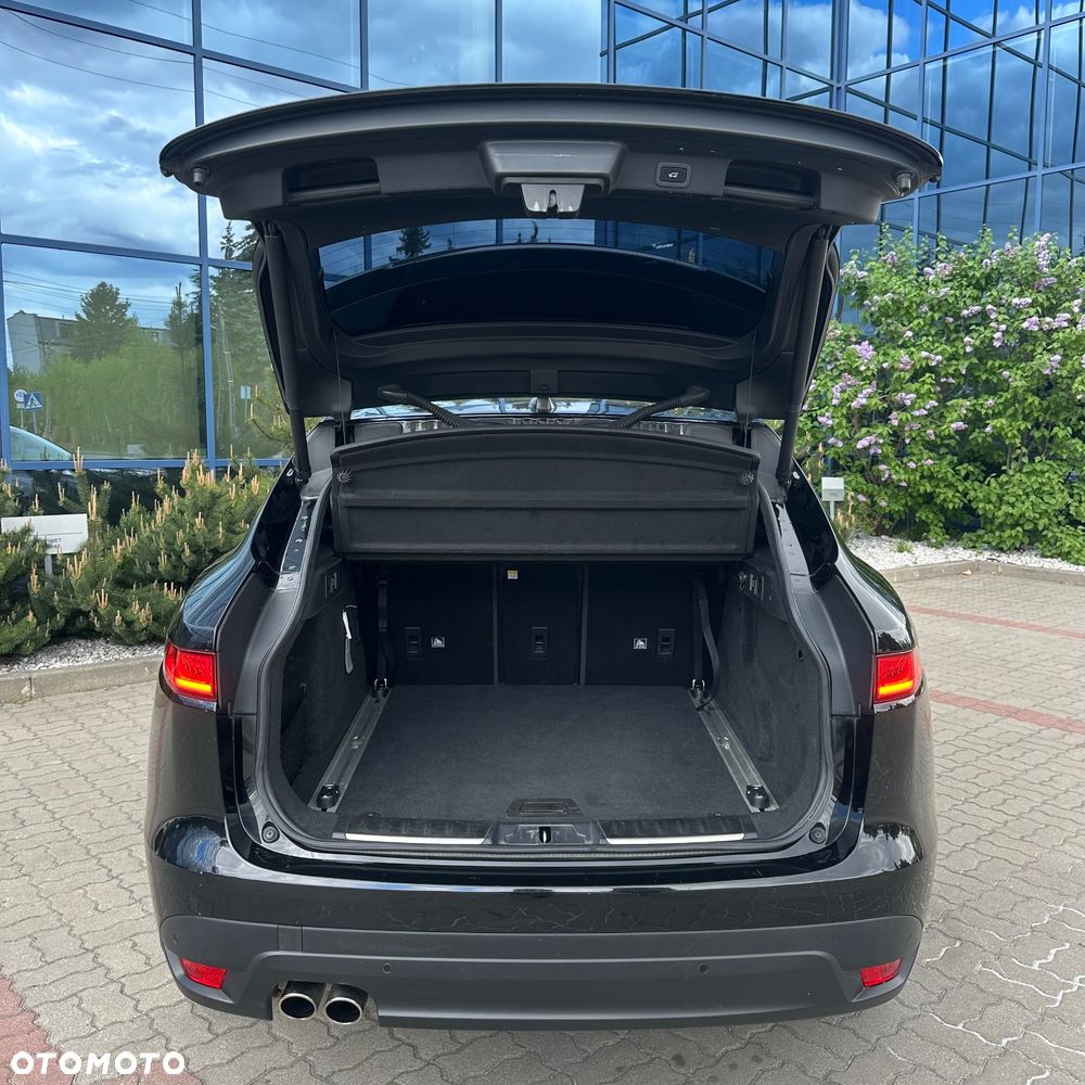 Jaguar F-Pace 2.0 i4D AWD Chequered Flag - 15