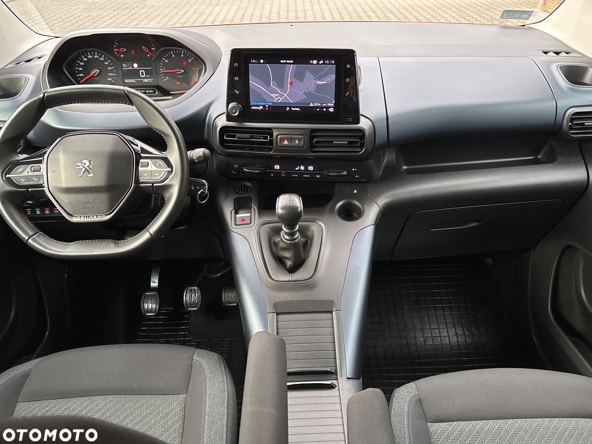 Peugeot Rifter 1.5 BlueHDI GT S&S - 23