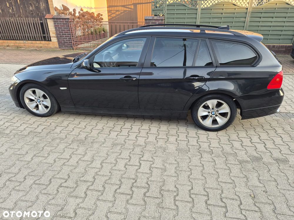 BMW Seria 3 320d DPF Touring Edition Fleet Exclusive - 9