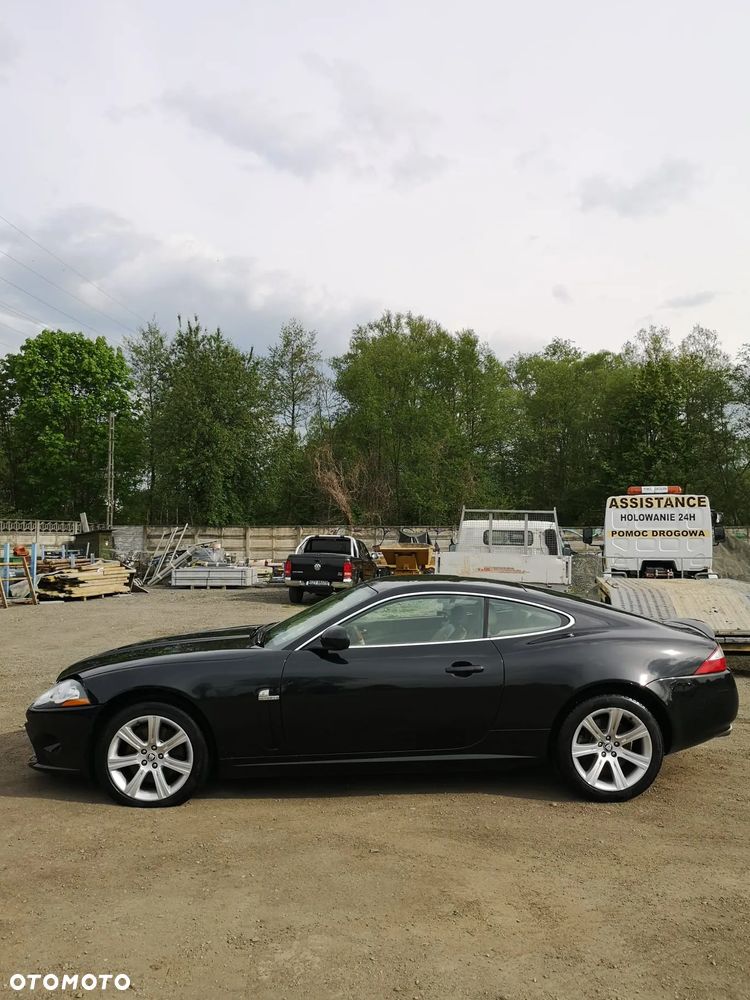 Jaguar XK - 9
