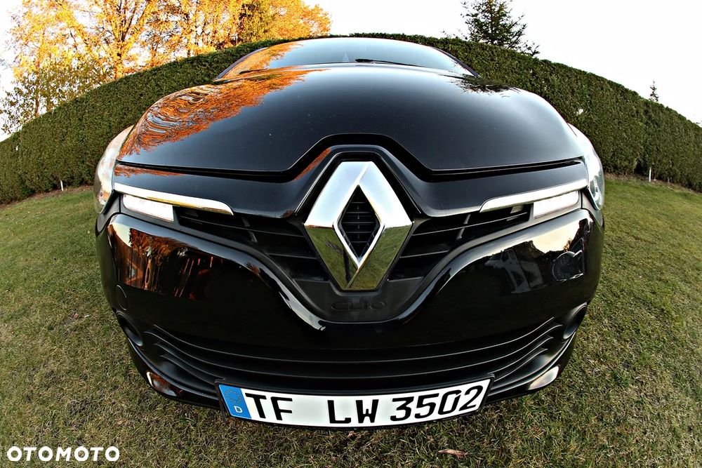 Renault Clio - 11