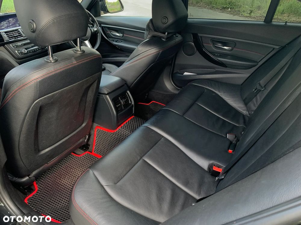 BMW Seria 3 - 17