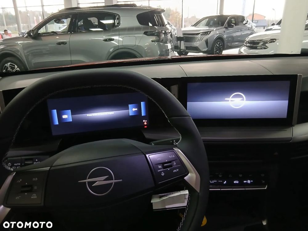 Opel Frontera - 12