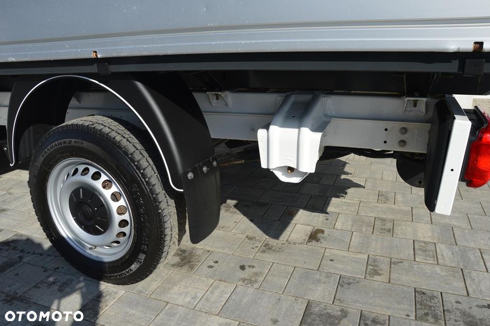 Volkswagen Crafter - 33