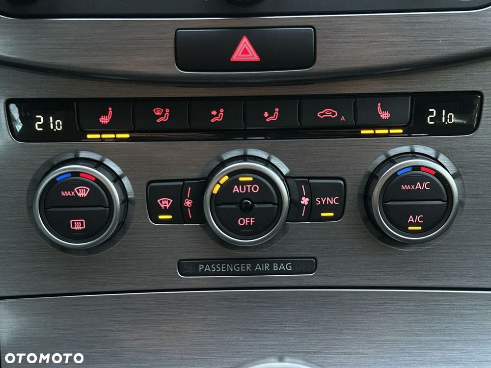 Volkswagen Passat - 26