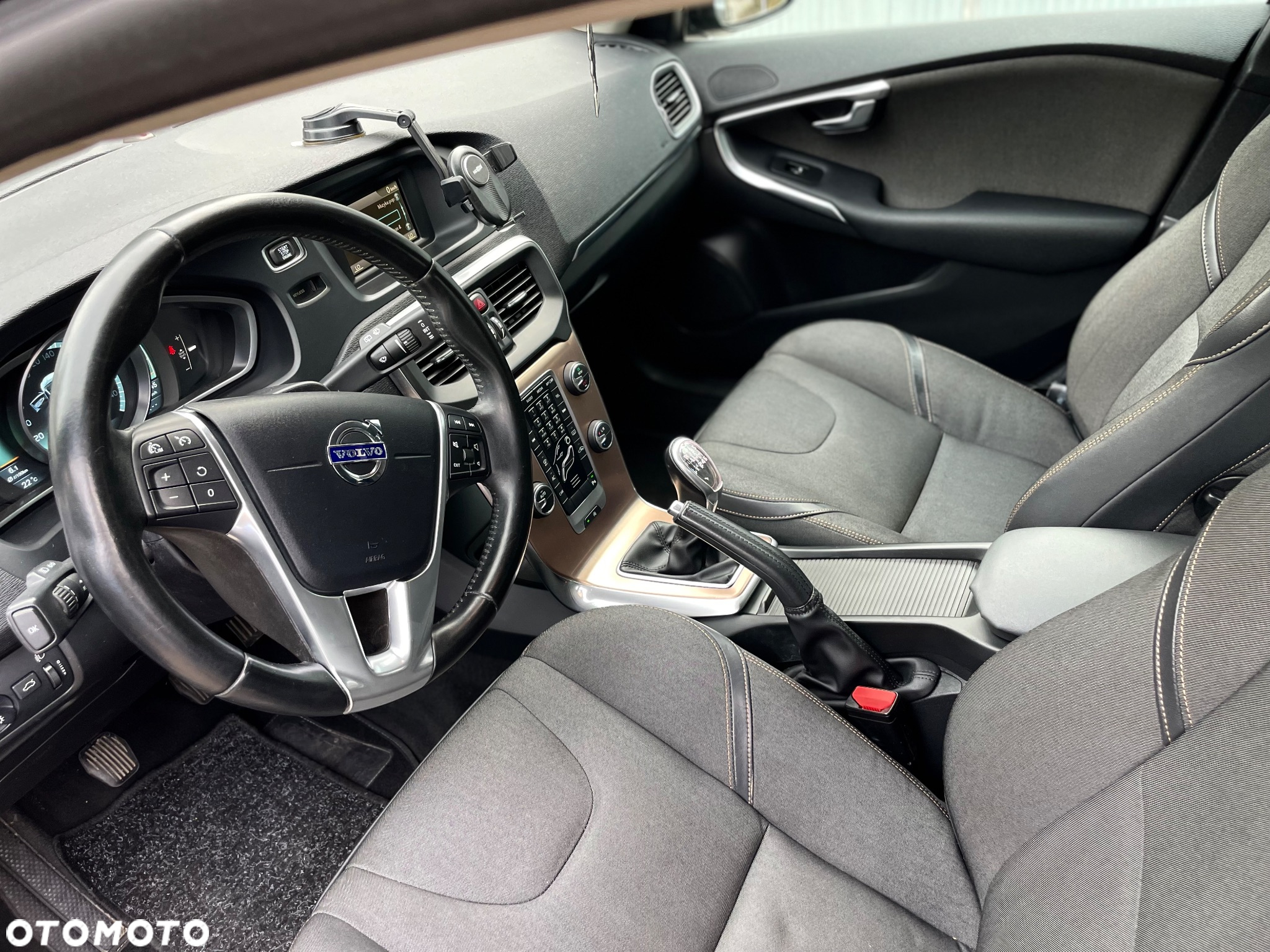 Volvo V40 D2 Momentum - 10