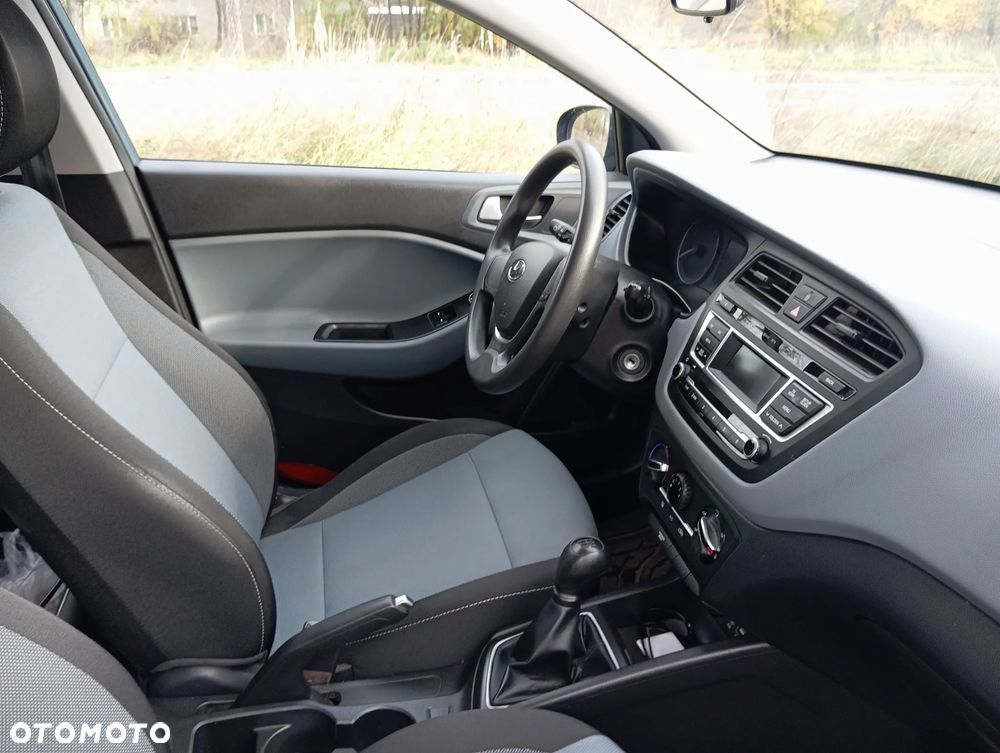 Hyundai i20 1.2 Classic - 6