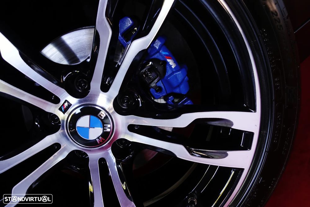 BMW 320 d Pack M - 8