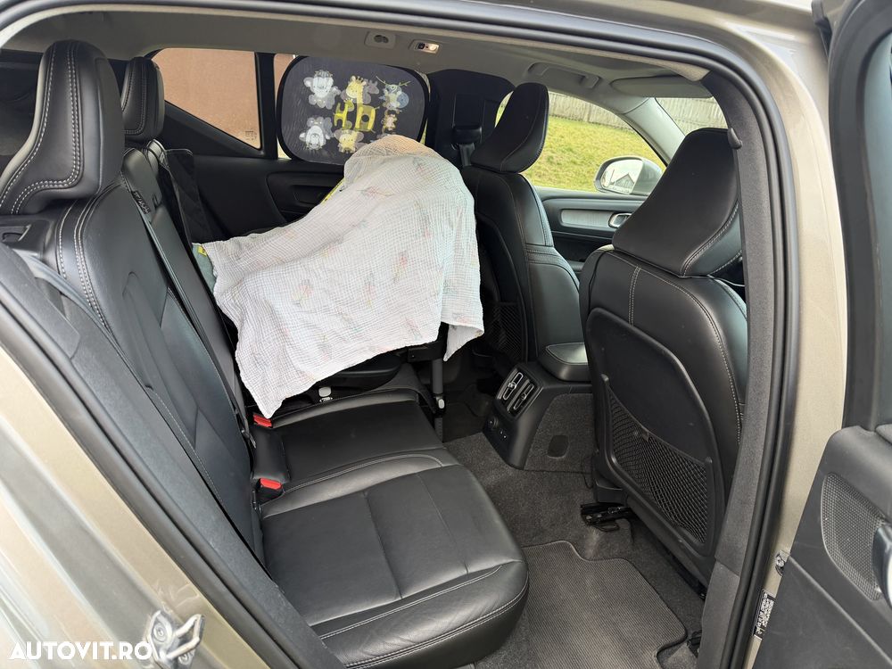 Volvo XC 40 - 8