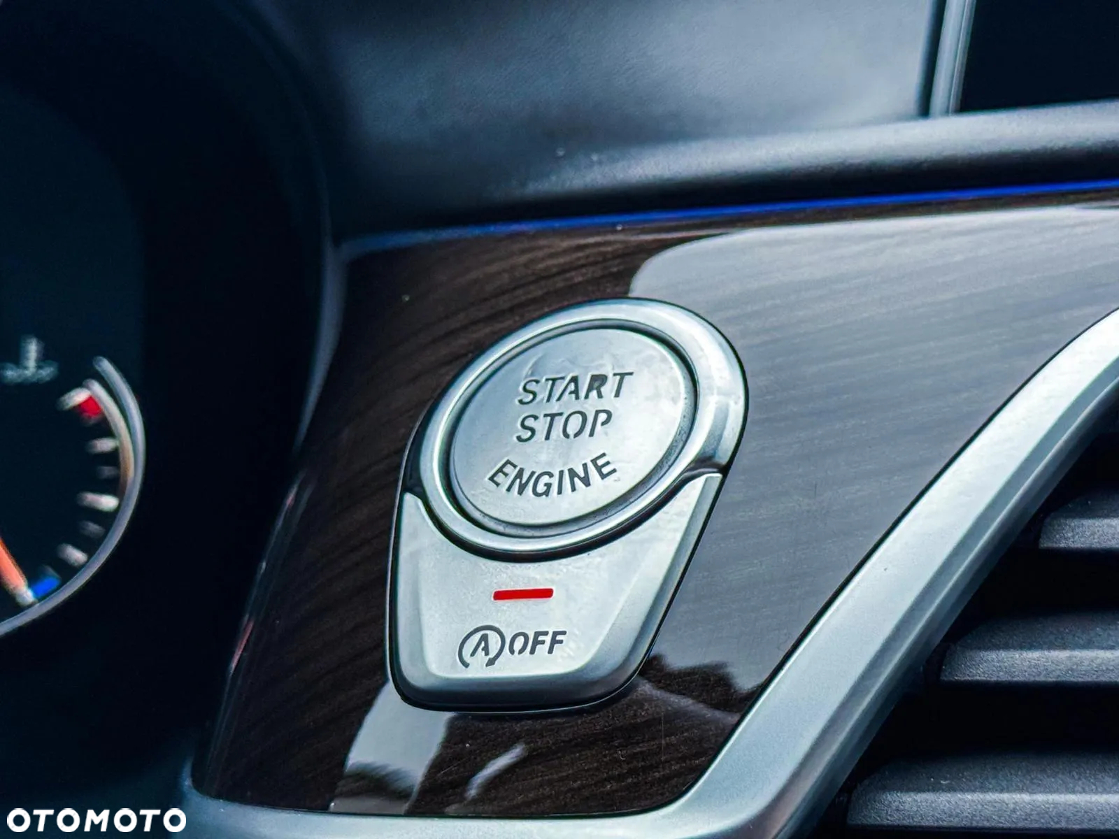 BMW Seria 7 740Li - 27