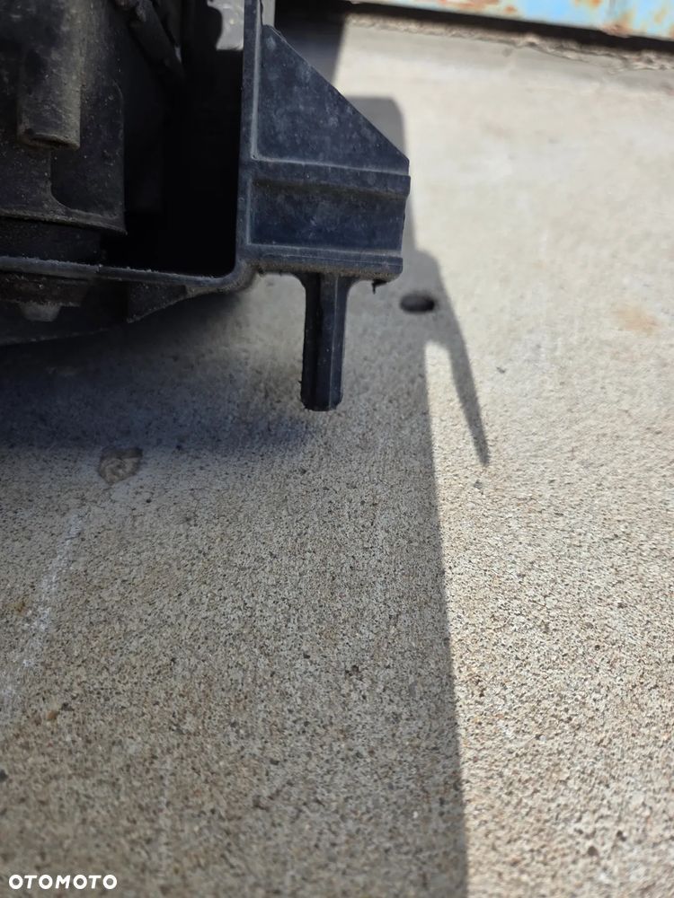 Pas przedni 1.6 E HDI Citroen C4 II B7 - 8