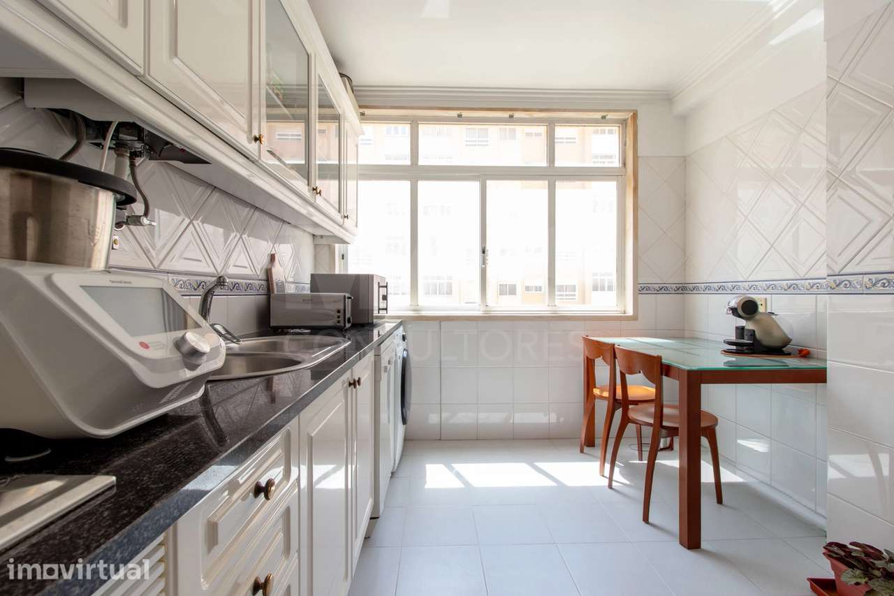 Apartamento T2 | Avenida de Fitares  - Rinchoa – Rio de Mouro - Sintra - Grande imagem: 4/15