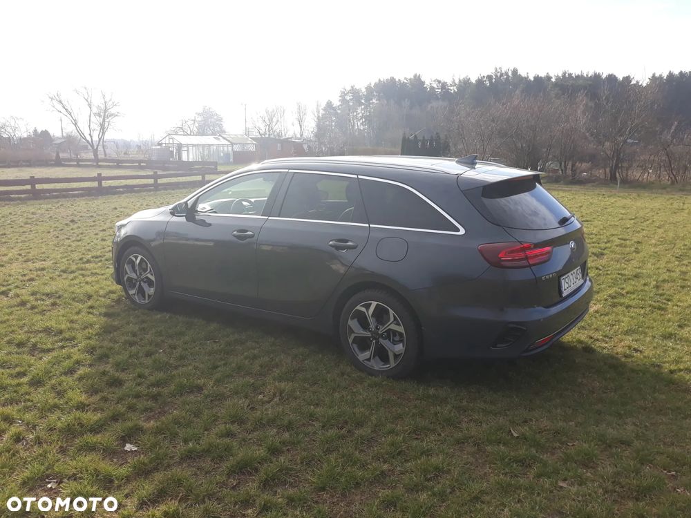 Kia Ceed 1.4 T-GDI L Business Line Plus DCT - 4